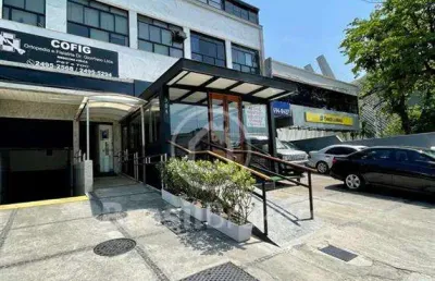 Sua oportunidade na barra da tijuca: loja espaçosa com potencial para o seu negócio!