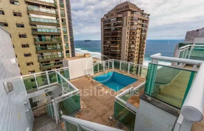 Deslumbrante cobertura triplex à beira-mar na lúcio costa - posto 5
