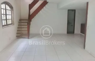 Casa de vila à venda com 216,00m² e 4 quartos em recreio dos bandeirantes, rio de janeiro - rj