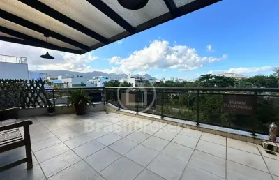 Cobertura no recreio dos bandeirantes -  2 suítes, 2 vagas de garagem, espaço gourmet e vista livre
