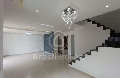 Casa em condomínio fechado com 3 quartos à venda na Rua Salomão Malina, Vargem Pequena, Rio de Janeiro