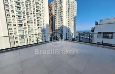 Barra da tijuca, condomínio wave, cobertura de 200 m2, 4 vagas de garagem.
