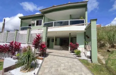 Casa com 5 dormitórios à venda, 236 m² por r$ 1.390.000,00 - campo grande - rio de janeiro/rj