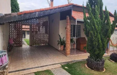 Casa de 351 m2 c/ 5 dorm. área de 1000 m2 no cond. tereza cristina em jundiaí