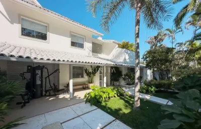 Casa em condominio em barra da tijuca  -  rio de janeiro