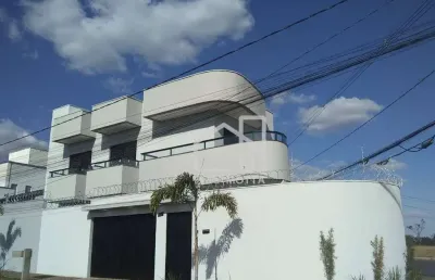Sobrado com 3 dormitórios à venda, 112 m² por r$ 740.000,00 - laranjeiras - uberlândia/mg
