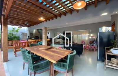 Casa com 3 quartos à venda no Jardim Karaíba, Uberlândia 