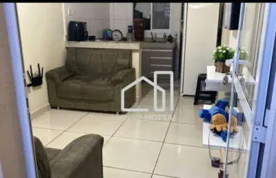 Casa com 2 quartos à venda na Vila Saraiva, Uberlândia 