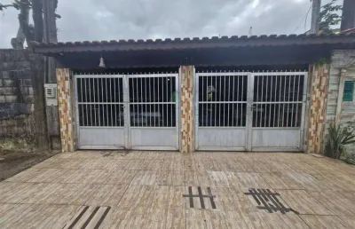 Excelente casa com  2 dormitórios no bairro caiçara em praia grande!