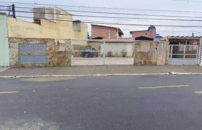 Casa de condomínio de 01 dormitório no jardim real zona 01