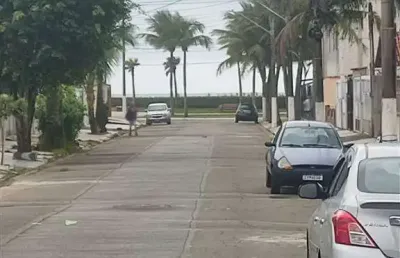 Casa com 2 quartos à venda na Rua Jardim Imperador, 224, Jardim Imperador, Praia Grande