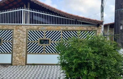 Casa com 3 quartos à venda na Rua Caiçara, 322, Vila Caiçara, Praia Grande