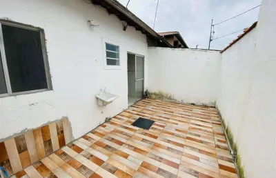 Casa com 2 quartos à venda na Rua Esmeralda, 1504, Balneário Esmeralda, Praia Grande