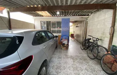 Casa com 2 quartos à venda na Rua Melvi, 94, Jardim Melvi, Praia Grande