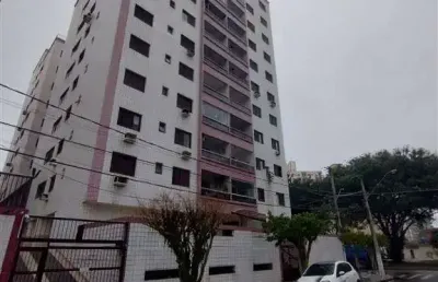 Excelente apartamento reformado de 03 dormitórios, sendo 01 suíte com closet, ampla sala, cozinha ampla, duas entradas uma social pela sala e outra de serviço pela cozinha, 01 vaga de garagem, e, disp