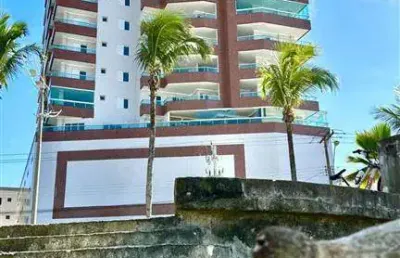 Excelente apartamento de 01 dormitório, com sacada gourmet envidraçada, lazer completo em prédio frente ao mar, com pagamento facilitado na seguinte conformidade: r$ 160.000,00 de entrada  e 100 parce