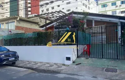 Alugamos casa para fins comerciais numa ótima localização na pituba. bem em frente à escola gurilândia. perto da av. paulo vi.