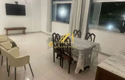 Apartamento super espaçoso em ondina, com vista mar, bem no circuito do carnaval. 132m2, 3 quartos. portaria 24hs, sem elevador, 2 vagas de garagem!
