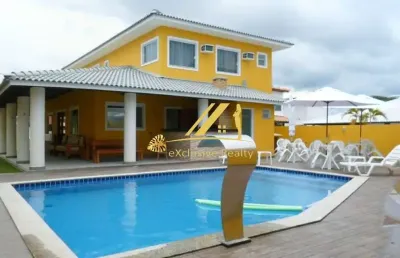 Casa no condomínio paraíso, em guarajuba, a 300m da praia! 7 suítes, 293m2 de área construída. maravilhosa! o condomínio tem uma ótima infraestrutura!