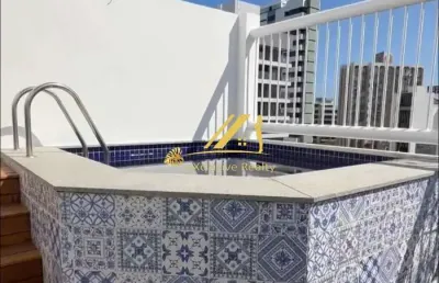 Cobertura duplex charmosa na graça. 1 dormitório, 70m2, recém reformada. com piscina. 1 vaga de garagem. perto de tudo, do mignon, deli e cia, etc.
