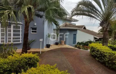 Casa em condomínio fechado com 3 quartos à venda na avenida luiz bassetto, 508, colinas dos álamos, valinhos, 480 m2 por r$ 1.600.000