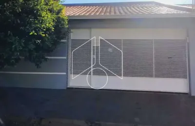 Casa com 3 quartos para alugar na Rua Pedro Banzato, 2133, Jardim Marajó, Marília