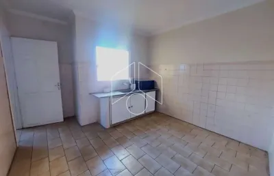 Casa com 2 quartos para alugar na Avenida Pedro De Toledo, Sobreloja, 5065, Palmital, Marília