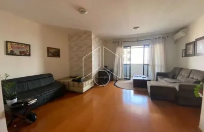 Apartamento com 3 quartos para alugar na Avenida Rio Branco, 3145, Centro, Marília