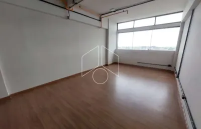 Sala comercial para alugar na Avenida Sampaio Vidal, 6118, Centro, Marília