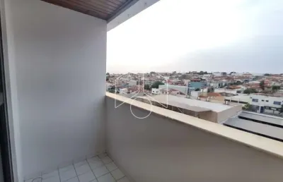 Apartamento com 3 quartos para alugar na Rua Araraquara, 3095, Alto Cafezal, Marília