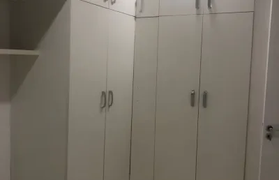 Maravilhoso apartamento com vista livre, sol da manhã, ótimo andar.