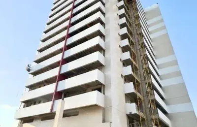 Apartamento 1 dormitório amplo, sacada, 1 vaga, bairro caiçara.