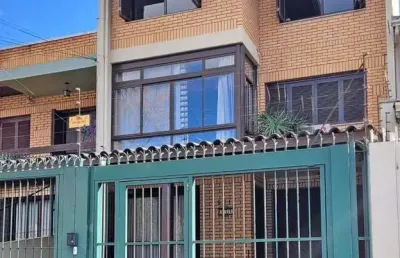 Casa com 4 quartos à venda na Colina Sorriso, Caxias do Sul 