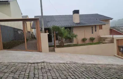 Casa com 2 quartos à venda no São Giácomo, Caxias do Sul 