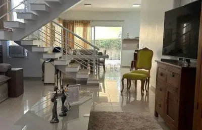 Sobrado à venda em vinhedo, bosque, com 3 quartos, com 225 m², condomínio reserva da mata - vinhedo