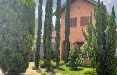 Casa à venda com 3 quartos no swiss park, em campinas.