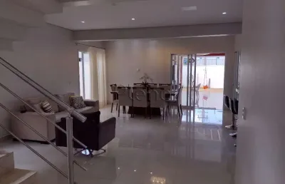 Sobrado à venda com 3 suítes no villa bella livorno em paulínia