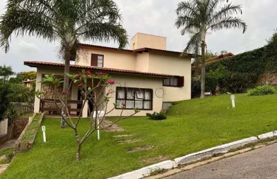 Sobrado à venda em vinhedo, vista alegre, com 3 quartos, com 250 m²