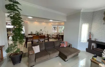 Sobrado à venda em valinhos, pinheiro, com 4 quartos, com 337 m²