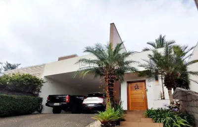 Casa à venda em valinhos, condomínio villagio fiorentino, com 3 quartos sendo suíte, com 260 m²