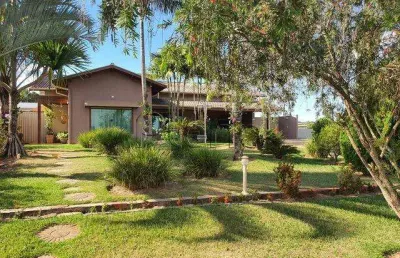 Casa à venda em jaguariúna, centro, com 3 suítes, com 450 m², condomínio residencial plazza ville