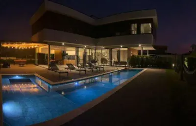 Sobrado à venda em jaguariúna, residencial campo camanducaia, com 4 suítes, com 350 m²