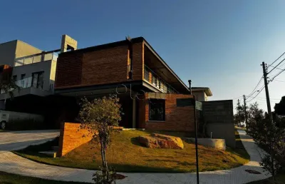 Sobrado à venda em campinas, swiss park, com 3 suítes, com 330 m²