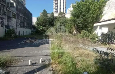 Terreno à venda na Rua Treze de Maio, Vila Galvão, Guarulhos