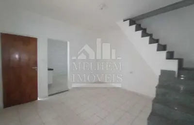 Casa com 3 quartos para alugar na Rua Santo Adolfo, Vila Medeiros, São Paulo