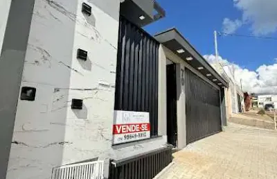 Casa com 3 dormitórios à venda, 200 m² por r$ 850.000,00 - belo horizonte 2 - varginha/mg