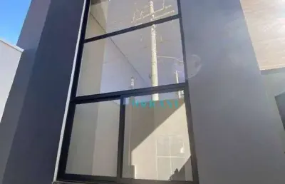 Casa com 3 quartos à venda na Rua Quinze, Santa Luzia, Varginha