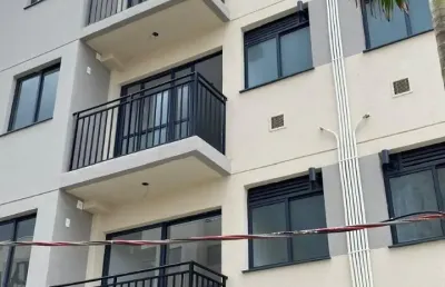 Vendo apartamento 2 quartos c/suíte, 53m² com varanda e vaga, av d/ américas, frente shoping recreio