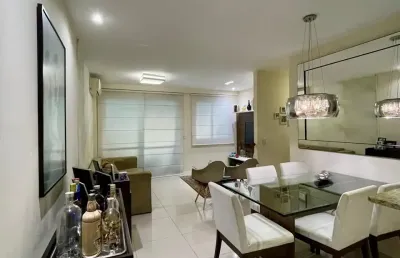 Vendo lindo apartamento 3 quartos transformado em 2 , 70m²,  sala estendida, condomínio freedom porteira fechada ou não,  condomínio clube completo!