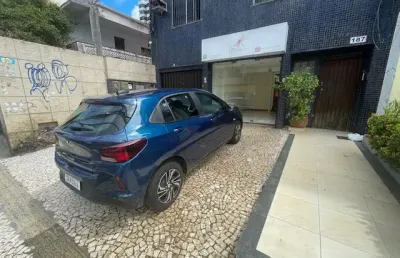 Loja de oportunidade, frente rua oswaldo cruz, rio vermelho